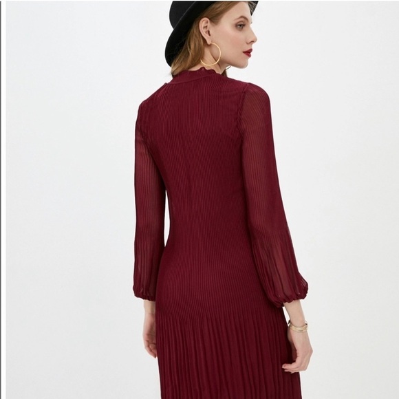 NWOT DKNY Long Sleeve Tie Neck Pleated Shift Dress - Picture 3 of 7